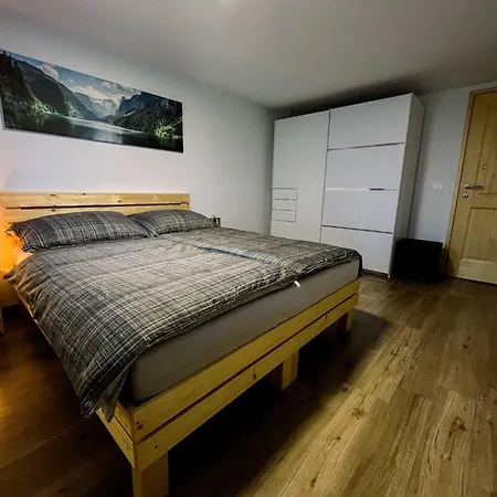 Modern And Peaceful With Terrace - Two Bedroom With Terrace Appartamento Recica ob Savinji