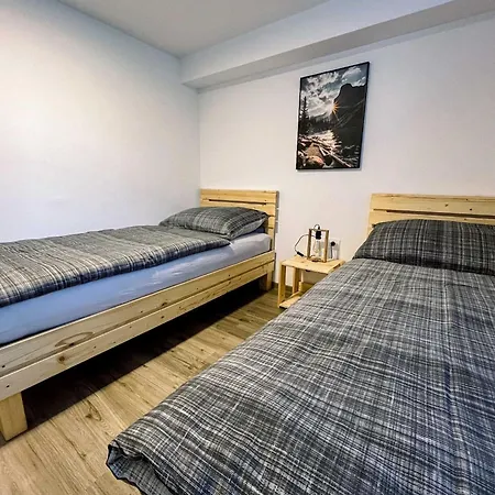 شقة Modern And Peaceful With Terrace - Two Bedroom With Terrace *